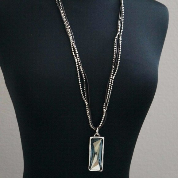 NWT Aqua Crystal Long CLASICOS Necklace RETIRED - Picture 4 of 8